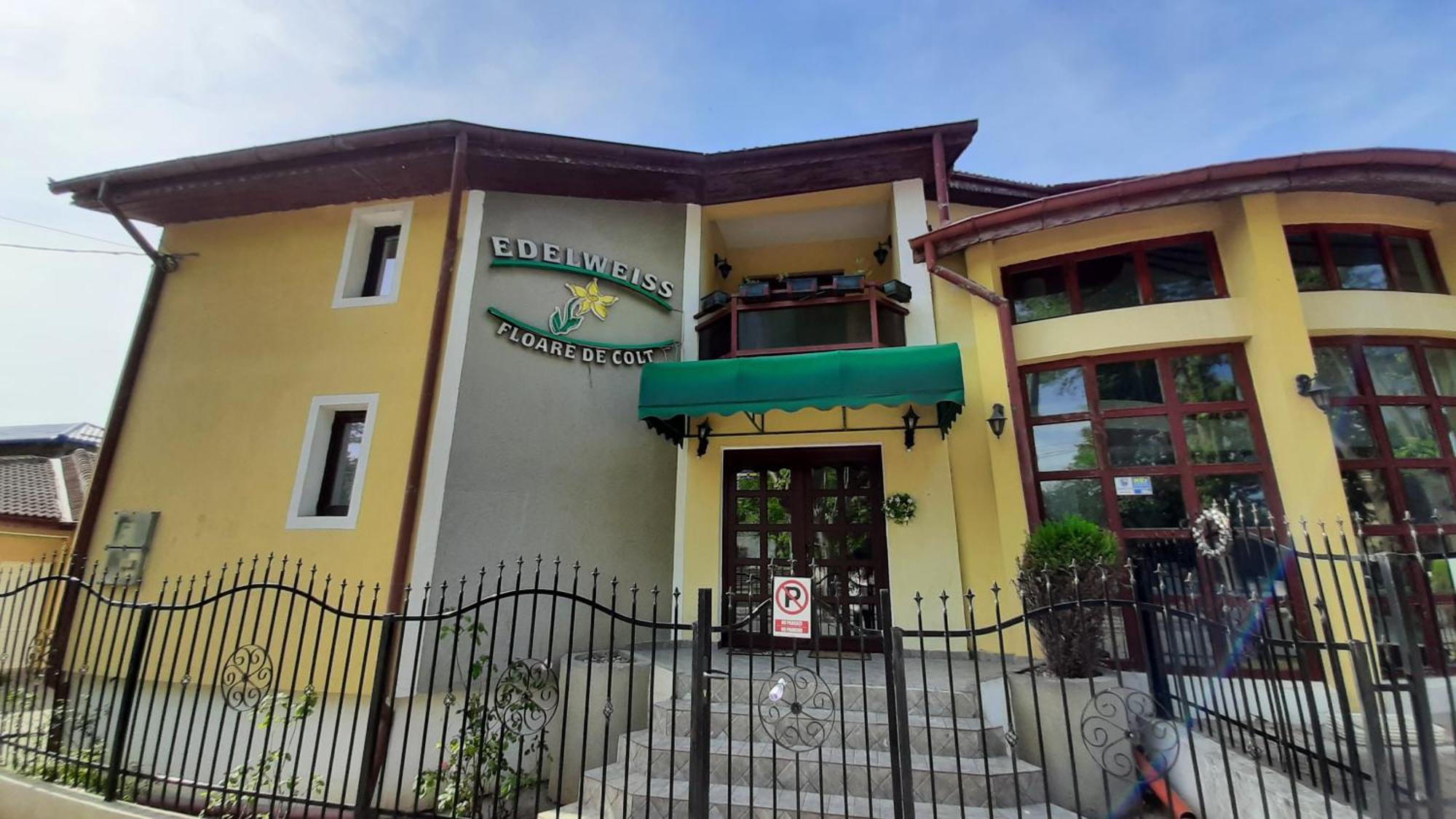 Pension Edelweiss Luaran gambar